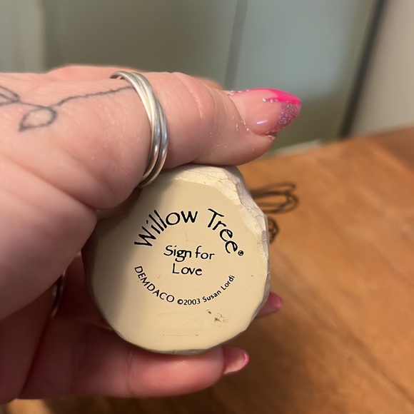 Willow Tree • Sign for Love - Picture 4 of 7